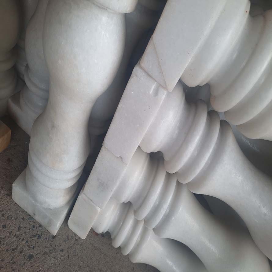 Con tiện đá hoa cương