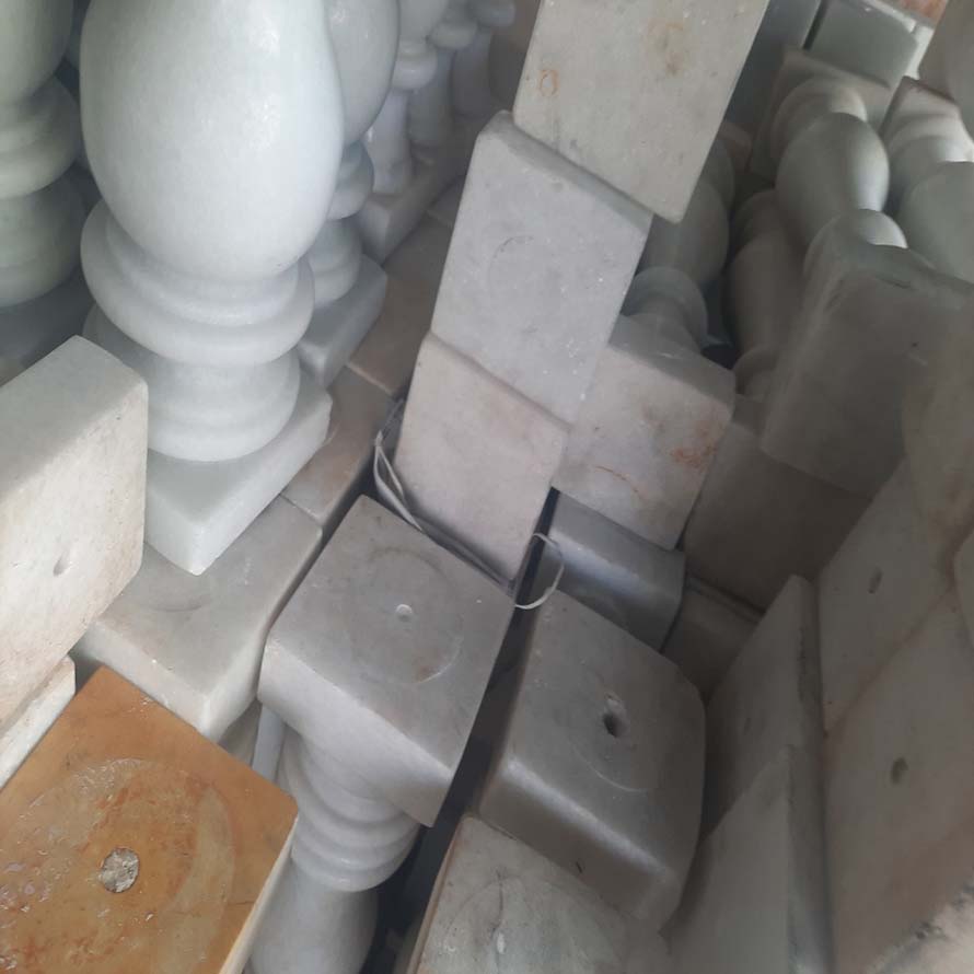 Con tiện đá hoa cương
