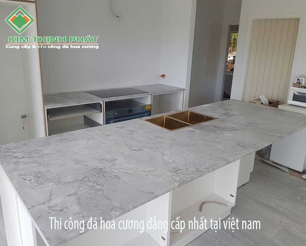 Đá hoa cương mặt bàn bếp 030
