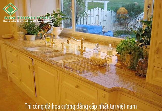 đá hoa cương bếp
