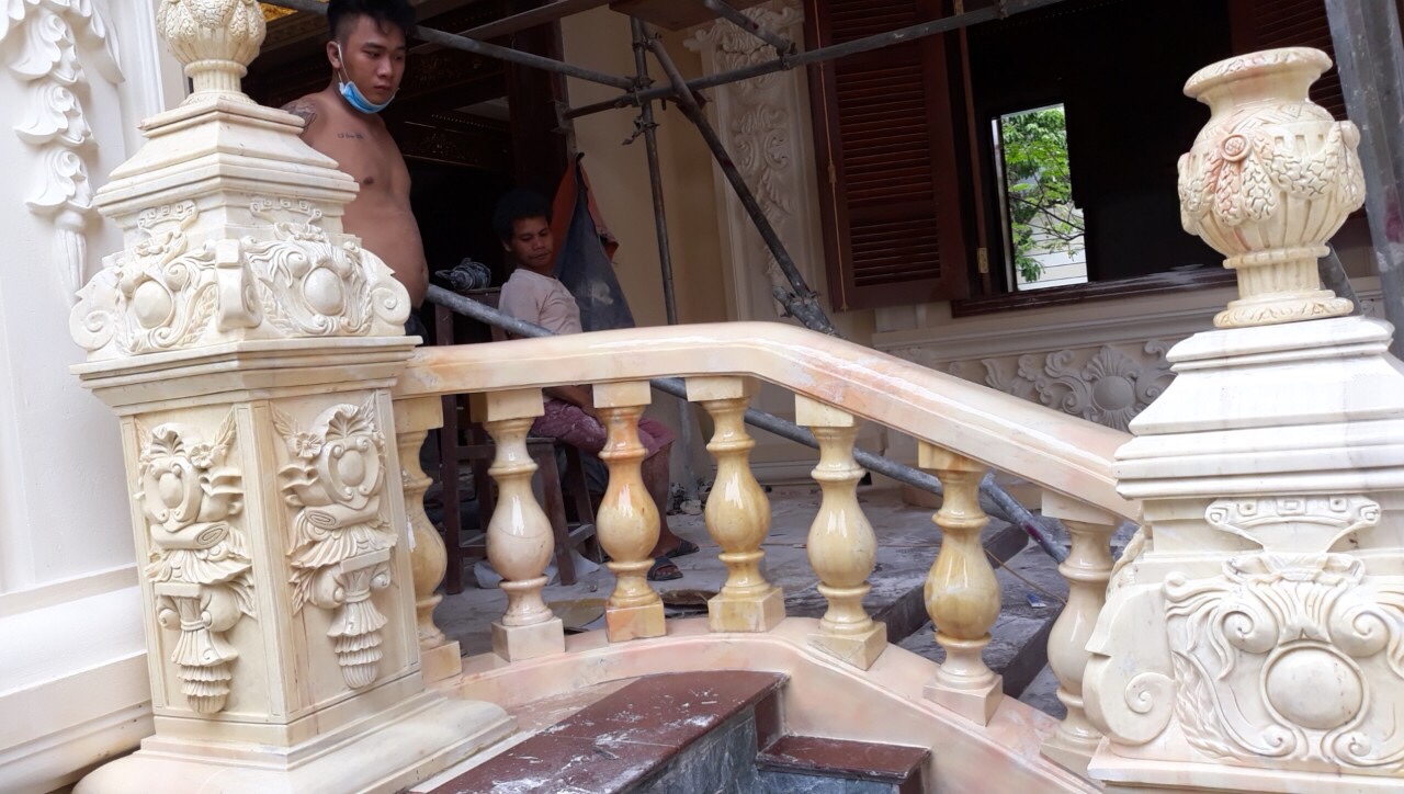lan can đá biệt thự